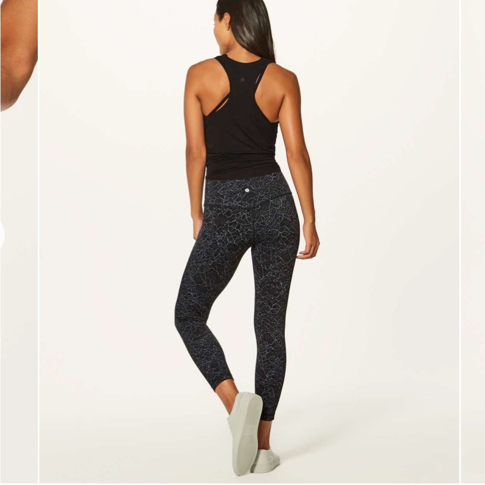 Lululemon Align US6 25’’
